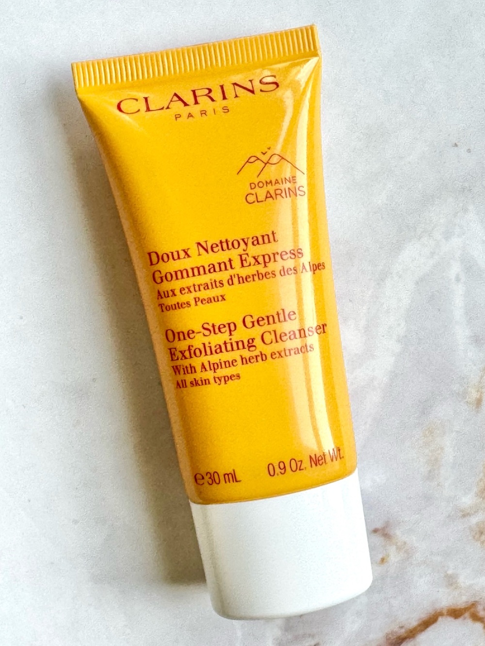 Clarins One-Step Gentle Exfoliating Cleanser with Alpine Herb Extracts 30ml .9oz
